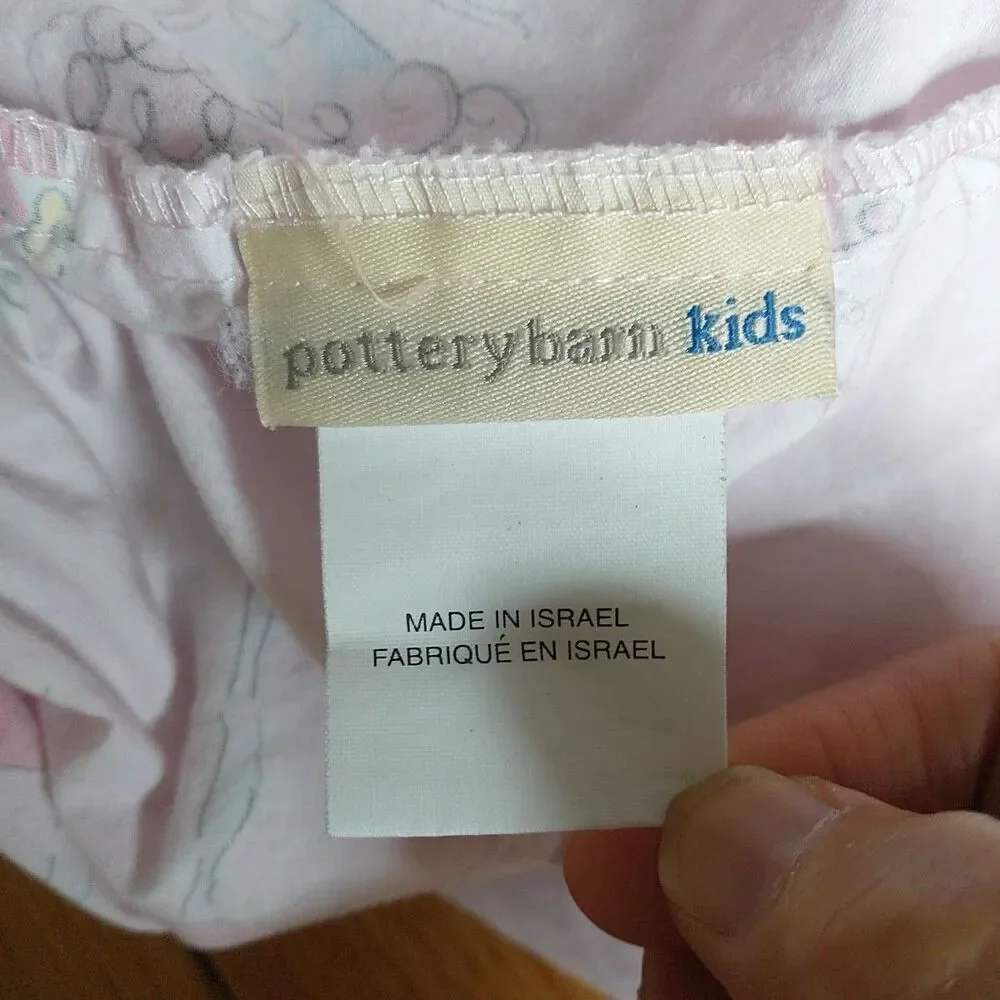 Pottery Barn background color